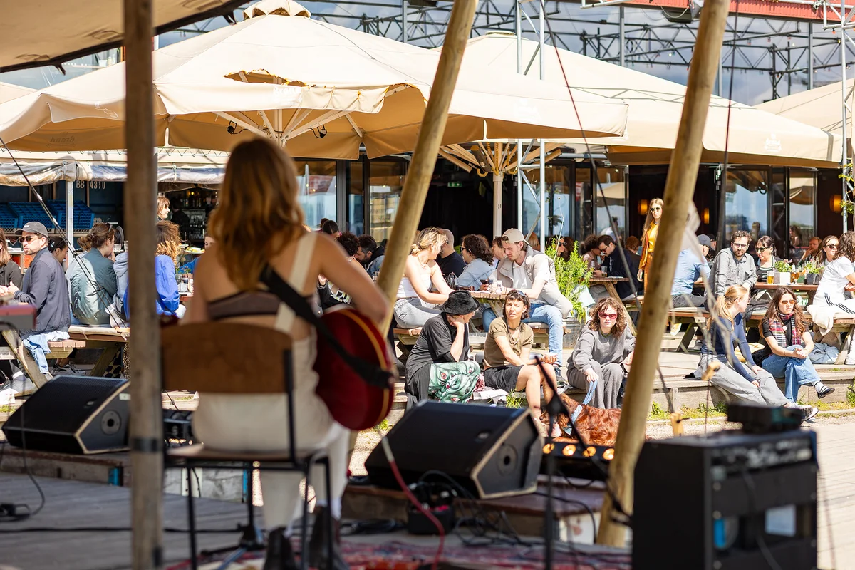 Vakantiegevoel verlengen? Dan is Pllek je plek